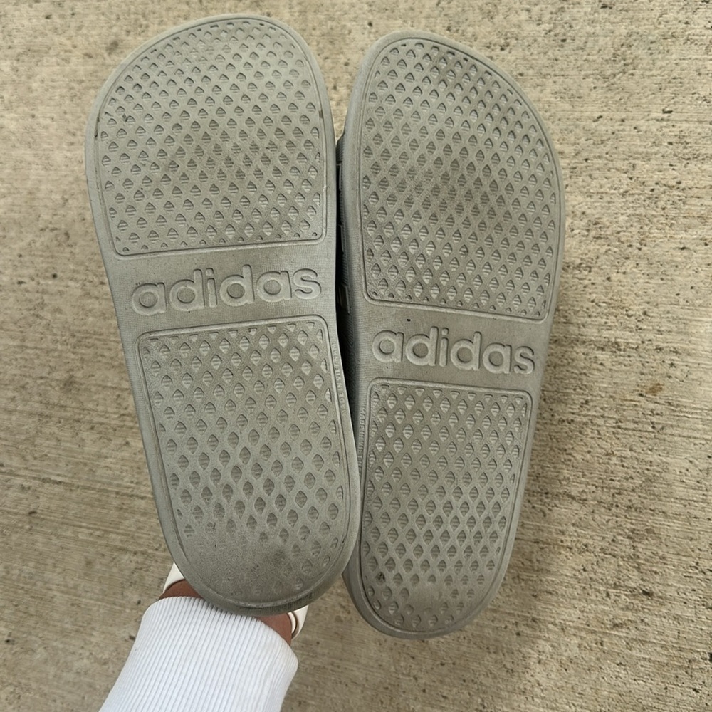 Adidas slides. Men’s eight or women’s 9.5. - Picture 3 of 4